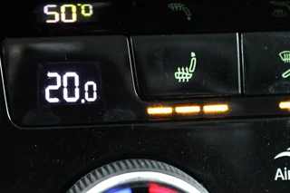 Škoda Octavia Skoda Octavia 1.0 TSI Style | Panoramadak | Stoelverwarming |  Adaptive cruise | Trekhaak | Carplay | Climate control | Sportstoelen - afbeelding nr 7