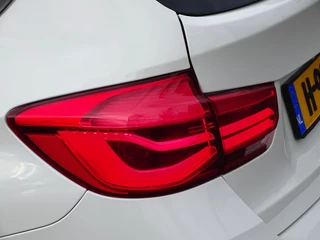 BMW 3 Serie BMW 3 Serie Touring 320d TwinTurbo M-sport / .Hi.Ex. / 2017 LED - afbeelding nr 65