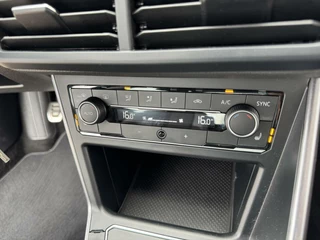 Volkswagen Polo Volkswagen Polo 1.0 TSI Highline 116 pk LED Stlvw CarPlay Cruise Navi Climatic Garantie PDC - afbeelding nr 25