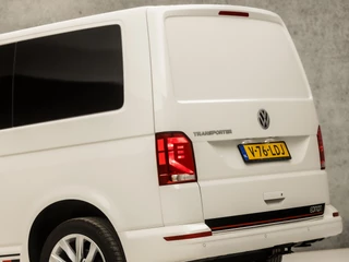 Volkswagen Transporter 150Pk Automaat (APPLE CARPLAY, GROOT NAVI, 3 ZITS, ADAPTIVE CRUISE, PARKEERSENSOREN, LM VELGEN, NIEUWE APK, NIEUWSTAAT) - afbeelding nr 10