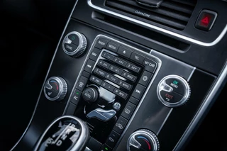 Volvo V60 Volvo V60 1.5 T3 Nordic+*AUTOMAAT*NAVI*R-DESIGN*NAP*TREKHAAK - afbeelding nr 29
