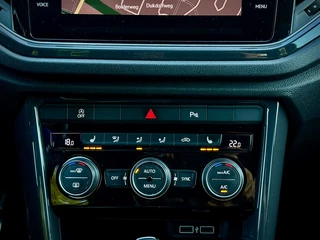 Volkswagen T-Roc Volkswagen T-Roc 2.0 TSI 4Motion 190PK! AUT|NAVI|ACC|DCC|LANE|CARPLAY - afbeelding nr 23