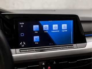 Volkswagen Golf (APPLE CARPLAY, VIRTUAL COCKPIT, GROOT NAVI, KEYLESS, SFEERVERLICHTING, SPORTSTOELEN, STOELVERWARMING, LED KOPLAMPEN, LANE ASSIST, NIEUWSTAAT) - afbeelding nr 26