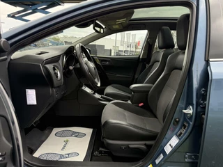 Toyota Auris Toyota Auris 1.8 Hybrid Executive - NAVI/LED/PANO/CAMERA/NAP - afbeelding nr 15