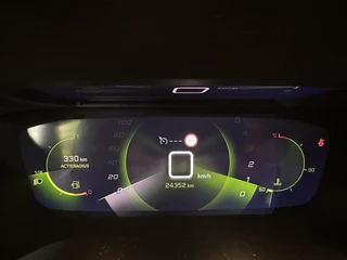 Peugeot 2008 Peugeot 2008 1.2 PureTech 130 GT Black Style Airco ECC Navi Carplay Cruise Control PDC VA + Camera Full LED 17