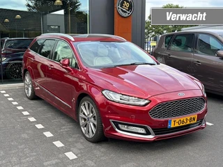 Ford Mondeo Wagon 2.0i Vignale Pano Leder Massage Camera LED Trekhaak
