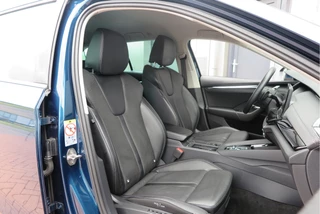 Škoda Octavia Škoda Octavia Combi 1.4 TSI iV 204PK PHEV Sportline Business ,Led-matrix koplampen, Carplay , Leer, Ergonimische stoelen, Stoelverwarming voor&achter,DAB+, stuurwiel verwarmd, schakelmogelijkheid aan stuurwiel, Carplay , etc. etc. - afbeelding nr 31
