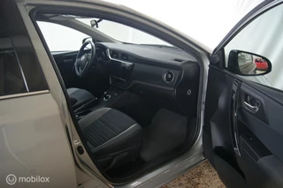 Toyota Auris Toyota Auris 1.8 Hybrid Trend - afbeelding nr 10