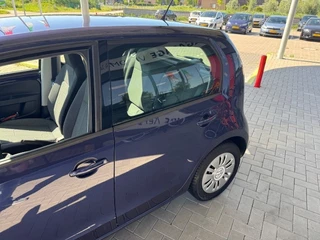 Volkswagen up! Volkswagen up! 1.0 MOVE UP! BLUEMOTION 5-DRS. + AIRCO (1e EIG.) - afbeelding nr 21