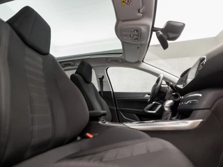 Peugeot 308 Automaat (PANORAMADAK, NAVIGATIE, CLIMATE, LED KOPLAMPEN, PARKEERSENSOREN, SPORTSTOELEN, GETINT GLAS, CRUISE, NIEUWE APK, NIEUWSTAAT) - afbeelding nr 8
