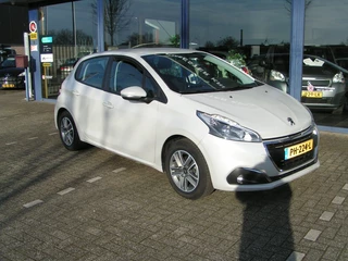 Peugeot 208 - afbeelding nr 1