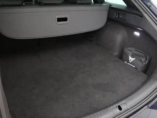 CUPRA Leon Cupra Leon 1.4 e-Hybrid | Carplay | Camera |  Stoel & Stuurverwarming | Adaptive Cruise | Full LED | Navigatie | DAB+ | LMV 18 inch - afbeelding nr 30