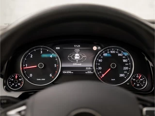 Volkswagen Touareg Volkswagen Touareg 3.0 TDI Sport 263Pk Automaat (PANORAMADAK, NAVIGATIE, LUCHTVERING, DYNAUDIO, STUUR/STOELVERWARMING, LEDEREN SPORTSTOELEN, TREKHAAK, ADAPTIVE CRUISE, XENON, CAMERA, NIEUWE APK, NIEUWSTAAT) - afbeelding nr 24