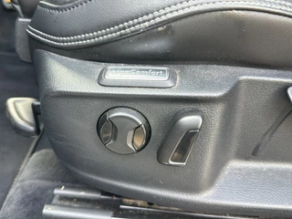 Volkswagen Passat Volkswagen Passat 1.8 TSI DSG R-LINE PANO-DAK/TREKHAAK/360-CAMERA/LEDER/NAVI/ACC/CARPLAY - afbeelding nr 31