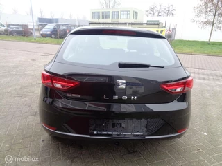 SEAT Leon Seat Leon 1.0 EcoTSI Reference/Airco/1st eig/Trekhaak/17''LM velgen - afbeelding nr 6