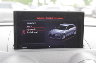 Audi A3 Audi A3 Sportback 1.4 e-tron PHEV Ambition Pro Line plus / Panoramadak / Half leder / 18'' / Keyless / Navigatie / Hill Hold / Sportstuur / Stoelverwarming / Cruise Control - afbeelding nr 22