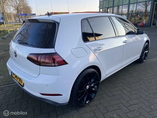 Volkswagen Golf Volkswagen Golf  7.5 I 1.4 TSI Highline I Navigatie I Sportstoelen I - afbeelding nr 3