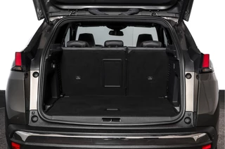 Peugeot 3008 Peugeot 3008 1.2 PureTech 130 PK GT Line | S/K-Panodak | Dig. Cockpit | Cruise | PDC | Camera | NAV | ECC | Elek. Klep | DAB | LM 19