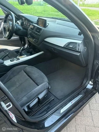 BMW 1 Serie BMW 1-serie 120d M Sport Harman Kardon - afbeelding nr 16