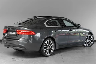 Jaguar XE Jaguar XE 2.0 D Pure Leder Panorama - afbeelding nr 4