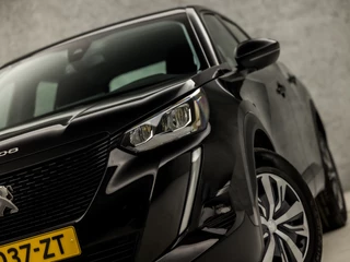 Peugeot 2008 (NIEUW MODEL, DEALER ONDERHOUDEN, 1e EIGENAAR, APPLE CARPLAY, NAVIGATIE, STOELVERWARMING, SPORTSTOELEN, PARKEERSENSOREN, LANE ASSIST, NIEUWE APK, NIEUWSTAAT) - afbeelding nr 16