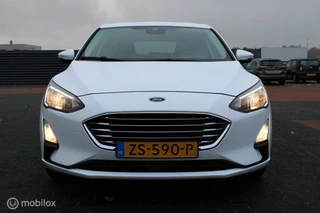 Ford Focus Ford Focus 1.0 EcoBoost 125 PK Titanium Business, Trekhaak, Clima, Donker glas, App connect, Cruise, Clima, Navi, Pdc voor + achter - afbeelding nr 13