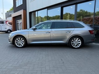 Škoda Superb - afbeelding nr 4