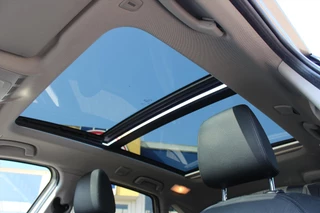 BMW 2 Serie BMW 2-Serie Active Tourer (f45) 225xe 224pk Aut. Essential High Executive | PanoramaDak | Zomer- en Winterset | - afbeelding nr 2