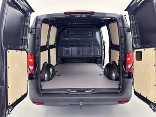 Mercedes-Benz Vito Mercedes-Benz Vito 116 Lang Trekhaak LED Achteruitrijcamera Betimmering Cruise Control - afbeelding nr 19