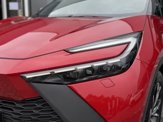 Toyota C-HR Dodenhoekdetectie, Navigatie, Parkeersensoren V + A , All-in Rijklaarprijs - afbeelding nr 10