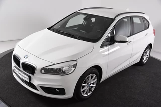 BMW 2 Serie BMW 2 Serie Active Tourer 220i Centennial Executive XDrive *Navigatie*4x4* - afbeelding nr 28