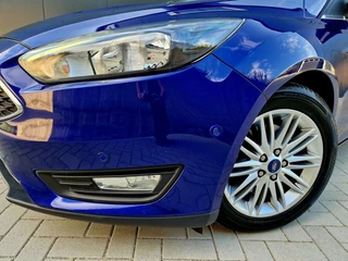 Ford Focus Ford Focus 1.5 Titanium STOELVERWARMING | NAVI | AUTOMAAT - afbeelding nr 15