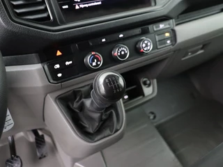 Volkswagen Crafter | Naviagtie | Camera | 3-Persoons | Betimmering | Airco | Cruise - afbeelding nr 15