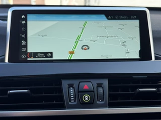 BMW X1 BMW X1 xDrive20i Executive Cruise control Climate control Trekhaak Dealeronderhouden Audio - afbeelding nr 7