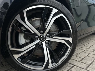 Volvo V60 Volvo V60 2.0 T6 Plug-in hybrid AWD Plus Dark - afbeelding nr 34