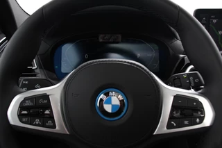BMW iX3 BMW iX3 Executive 74 kWh M-sport  Leder Panoramisch schuif-kanteldak Navigatie Led Camera 360 Electrisch bedienbare achterklep - afbeelding nr 17