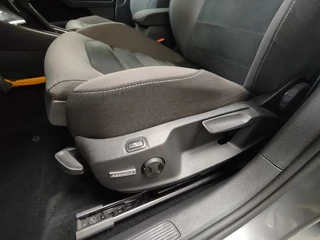 Volkswagen Golf Volkswagen Golf 1.0 TSI COMFORTLINE ERGO STOELEN - afbeelding nr 23