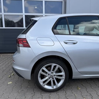 Volkswagen Golf Volkswagen Golf 1.0 eTSI Life Bns - afbeelding nr 6