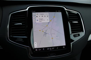 Volvo XC90 Volvo XC90 2.0 T8 Recharge AWD Plus Dark | Trekhaak | Panoramadak | 360 Camera - afbeelding nr 13