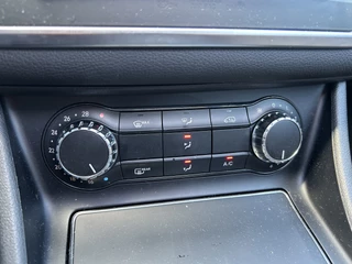 Mercedes-Benz CLA Mercedes-Benz CLA 180 Business Solution AMG Upgrade Edition 50% deal 12.475,- ACTIE 25DKM! / AMG pakket / LED / Schuif-kantel dak / Sportstoelen / Stoelverwarming / Camera - afbeelding nr 12