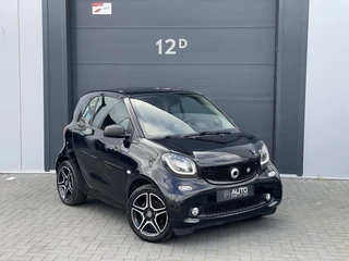 Smart Fortwo smart fortwo 1.0 Passion | NL Auto | UNIEK | Automaat | Zeer Zuinig | Climate Control | Panorama dak | Navigatie | Cruise Control | - afbeelding nr 2