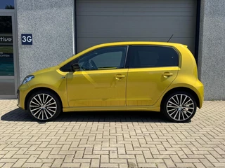 Volkswagen up! Volkswagen Up! 1.0 BMT high up! R-line/Climate/Cruise/NLauto/17inchLM/Stoelverw/Blackpack/NLAuto - afbeelding nr 5
