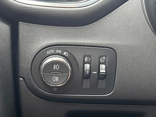 Opel Crossland X Opel Crossland X 1.2 INNOVATION / NAVI / CARPLAY / DAB / CRUISE CTR. / TREKHAAK - afbeelding nr 16
