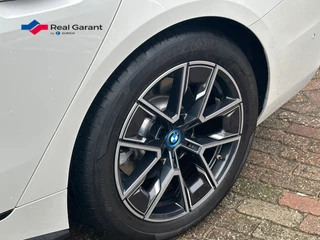 BMW i4 BMW I4 EDrive40 84 kWh M Sport 50 Jahre 5d PANO - afbeelding nr 14