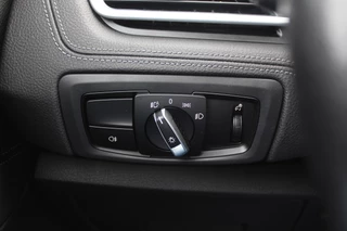BMW 2 Serie BMW 2 Serie Active Tourer 225xe iPerformance High Exe. / Panoramadak / Camera / Head-up / Leder / Keyless / Navigatie / DAB / Stuurverwarming / Cruise Control - afbeelding nr 34