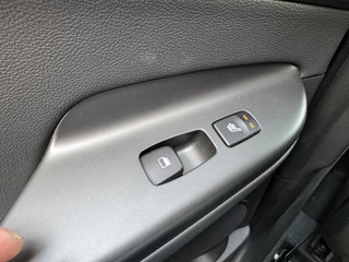 Hyundai Kona Hyundai Kona 1.6 GDI HEV Premium | Trekhaak 1350kg! | Leder | Navigatie | Sto - afbeelding nr 16