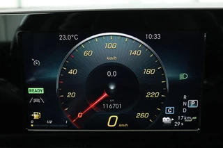 Mercedes-Benz A-Klasse Mercedes-Benz A-klasse 250e AMG Night | Carplay | Stoelverwarming |  Full LED | Sfeerverlichting | Leder/Alcantara | Navigatie | Park Assist - afbeelding nr 28