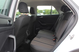Volkswagen T-Roc Volkswagen T-Roc 1.5 TSI Sport / Trekhaak / Virtual Cockpit / Navigatie / Parkeerhulp V+A / Spiegelpakket / 17'' / Apple CarPlay / ACC - afbeelding nr 11