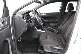 Volkswagen Polo Volkswagen Polo 2.0 TSI GTI (PANORAMADAK, STOELVERWARMING, ACHTERUITRIJCAMERA, AUTOMAAT, CRUISE ADAPTIEF, PARKEERSENSOREN) - afbeelding nr 9