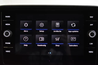 Volkswagen T-Roc Volkswagen T-Roc 1.0 TSI LIFE EDITION VIRTUAL/PDC/NAVI - afbeelding nr 38